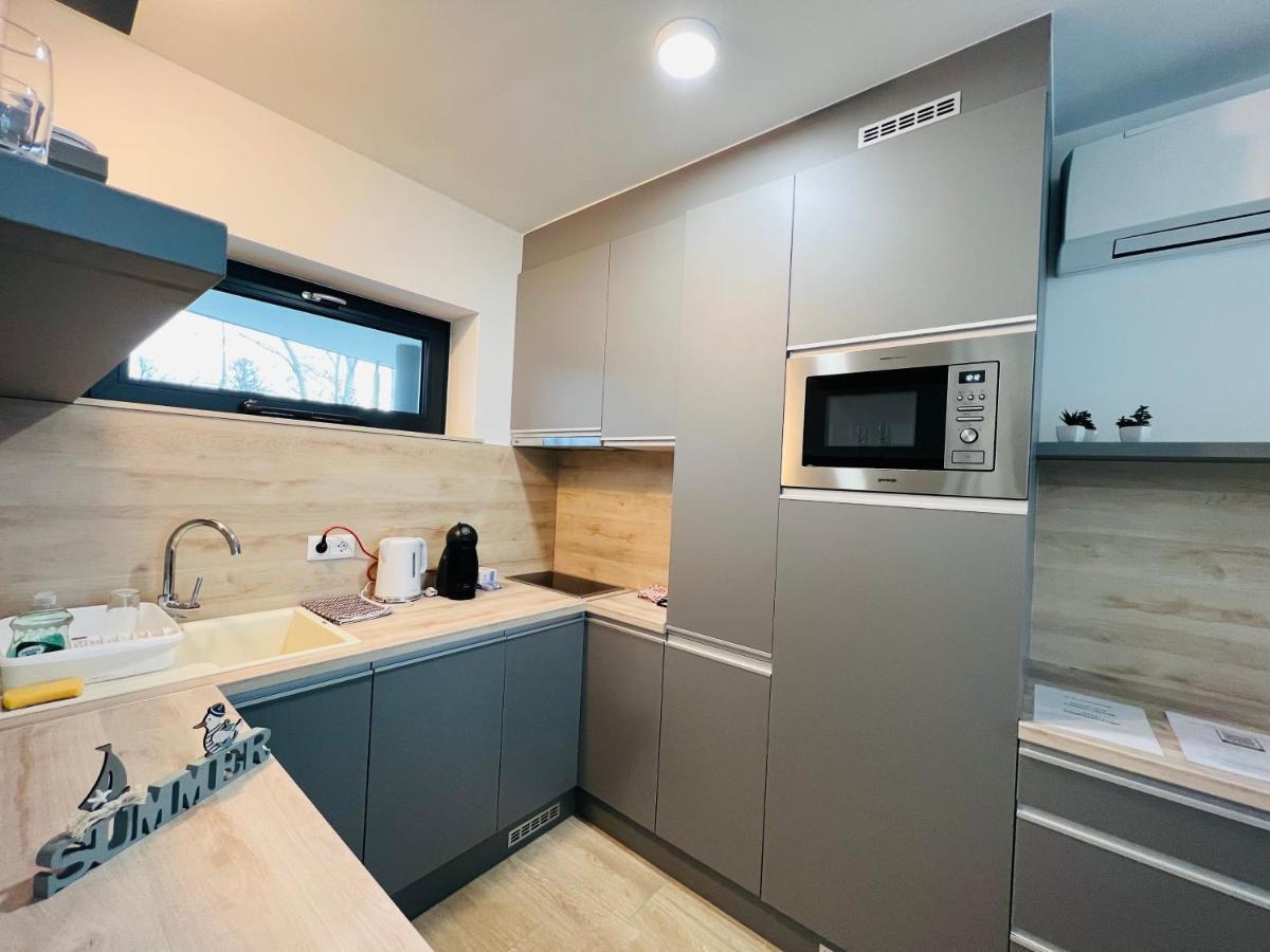 Medences Panoramas Balatom Apartman Siofok Bagian luar foto